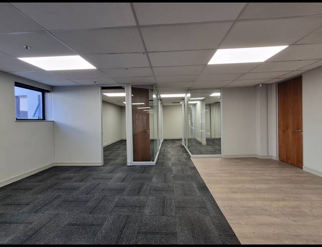 306M² OFFICE TO LET IN WAVERLEY